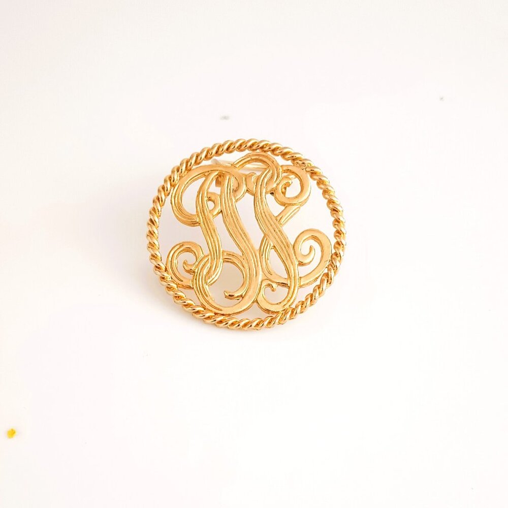 Woman's Monogram Scarf Clip Round Initial Gold Tone Shawl Clip